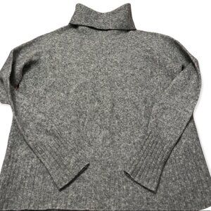Aritzia Community wool sweater